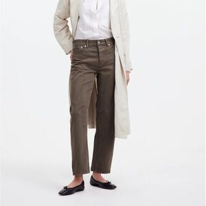 Madewell darted Barrel Leg Jean - Driftwood Brown Wash